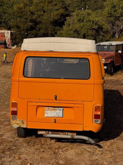 Vw-bus-1977-orange-16