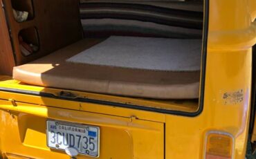 Vw-bus-1977-yellow-10