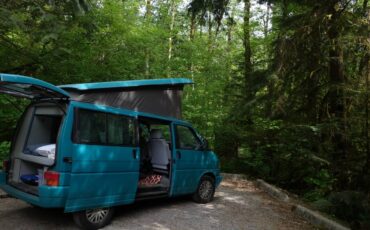 Vw-eurovan-westfalia-1992-green-2