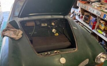 Vw-karmann-ghia-1971-green