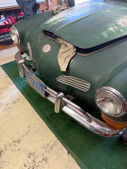 Vw-karmann-ghia-1971-green-5