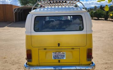 Vw-panel-van-1972-yellow-20