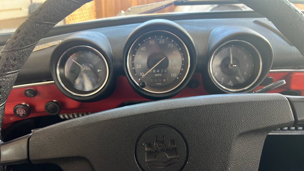 Vw-squareback-1972-orange-8