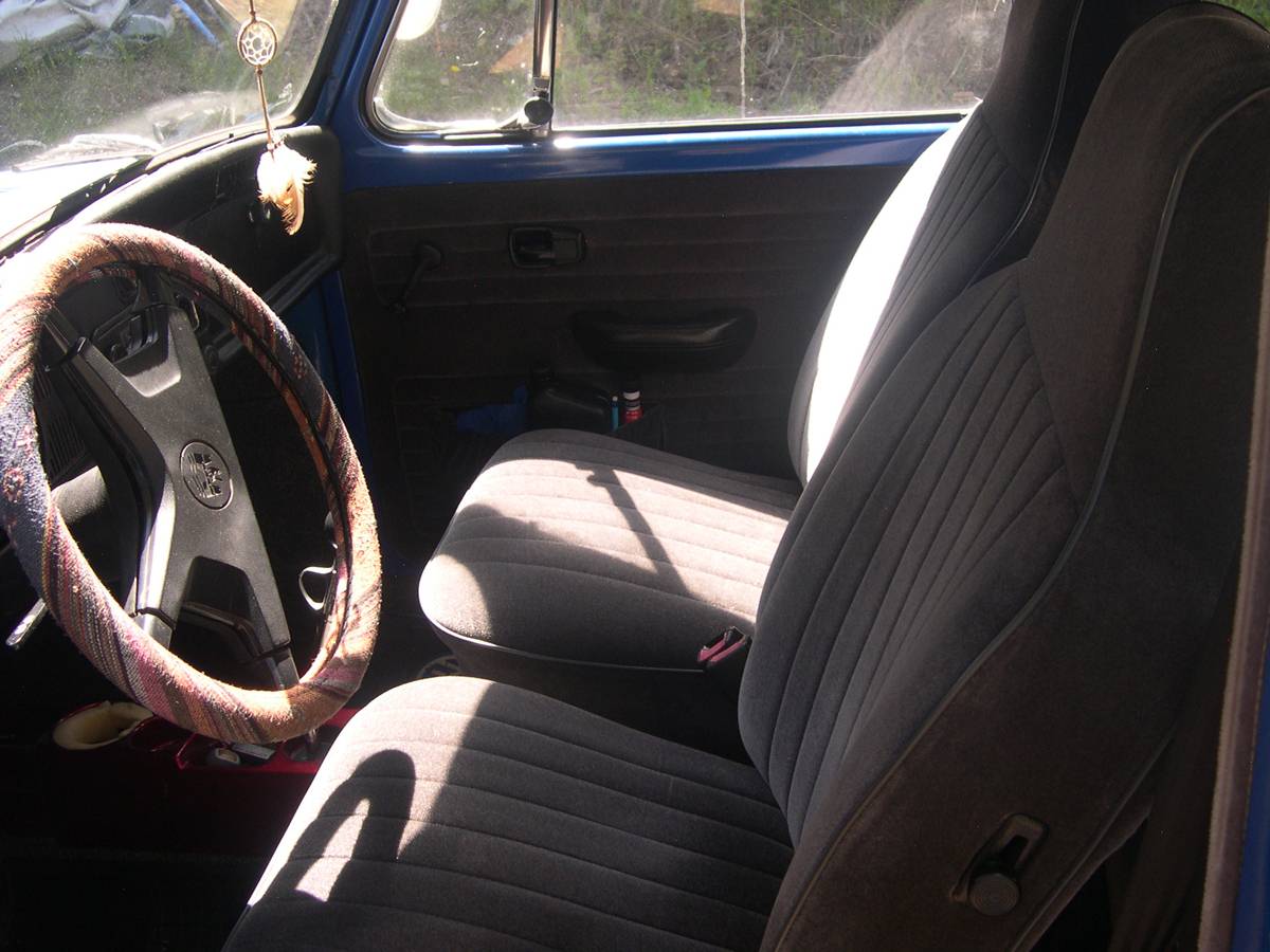 Vw-super-beetle-1972-blue-10