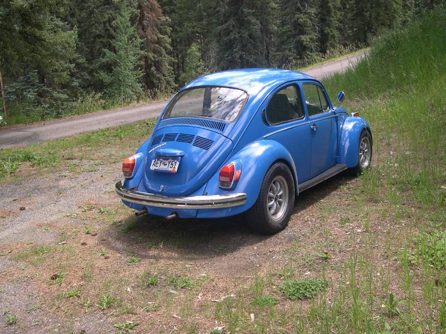 Vw-super-beetle-1972-blue-16