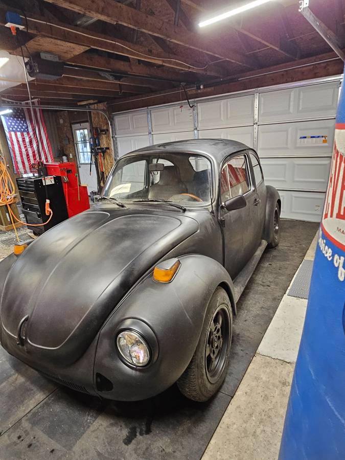 Vw-super-beetle-1974-5