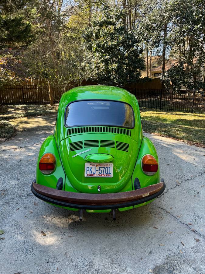 Vw-super-beetle-1974-green-2
