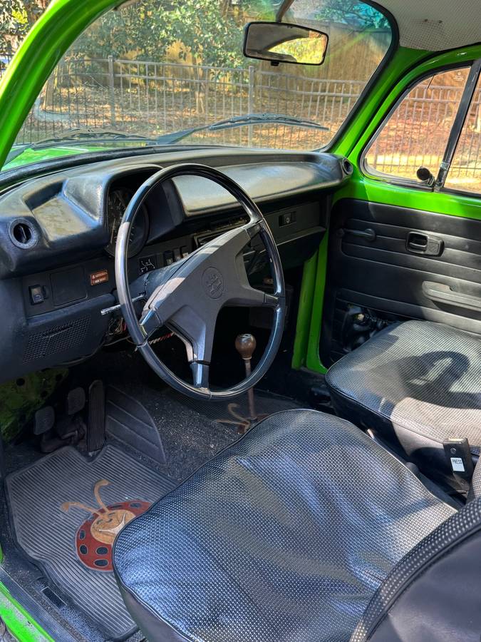 Vw-super-beetle-1974-green-4