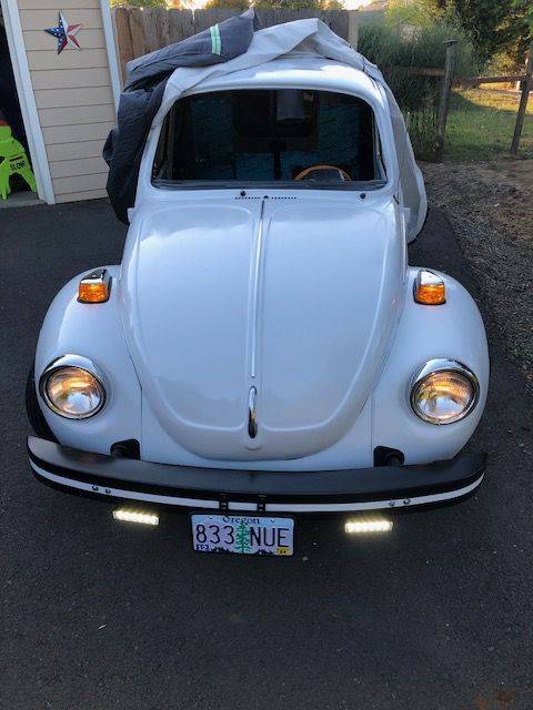 Vw-super-beetle-truck-1974-white-5
