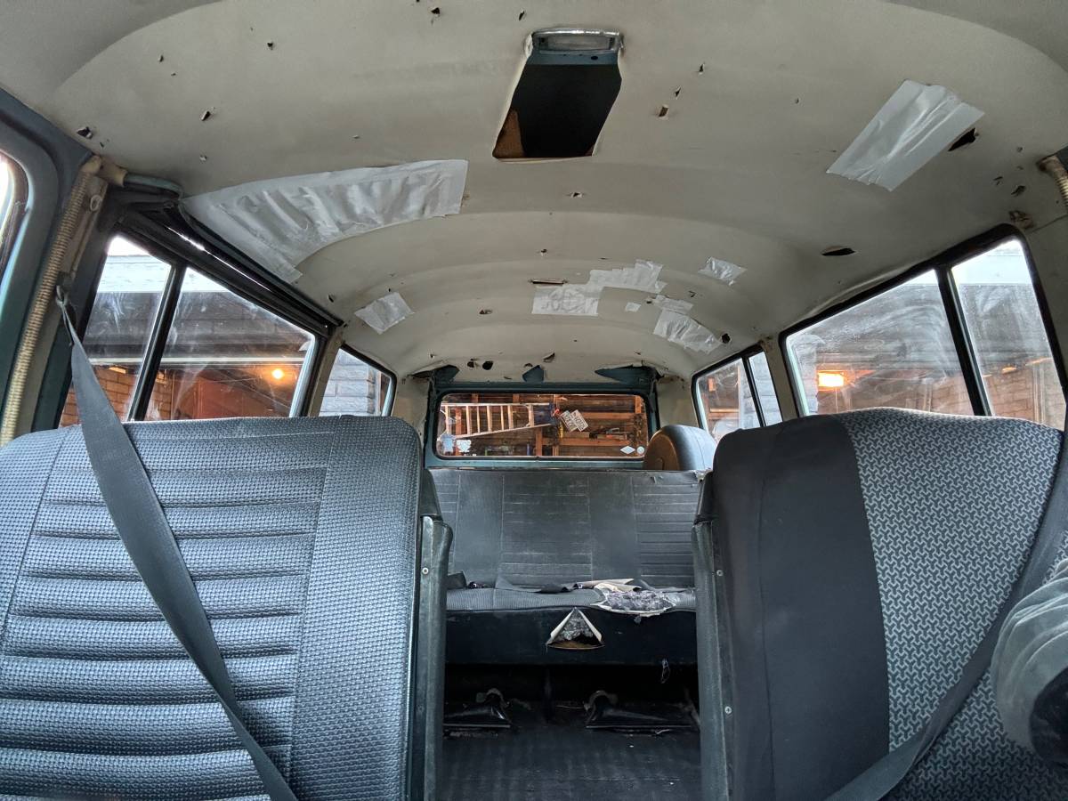 Vw-transporter-1970-blue-2