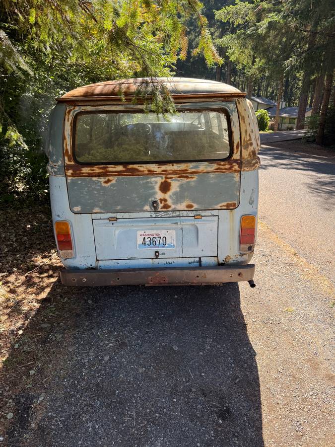 Vw-transporter-1975-blue-2