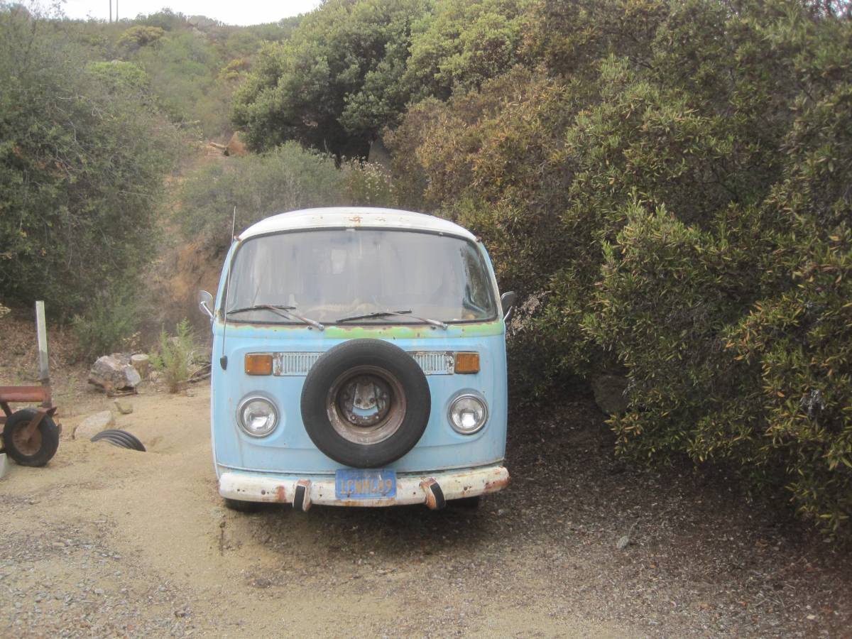 Vw-type-2-1969-blue-4
