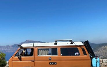 Vw-vanagon-1982-orange-2