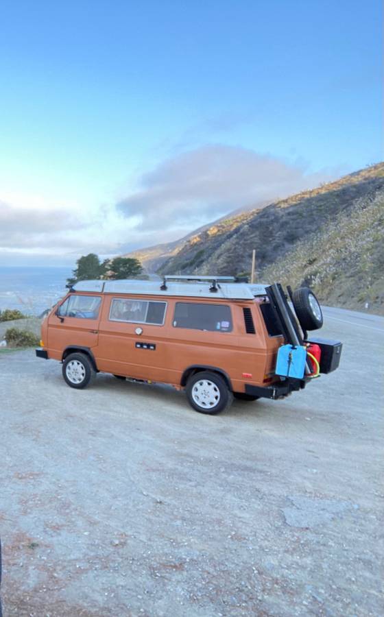 Vw-vanagon-1982-orange-3