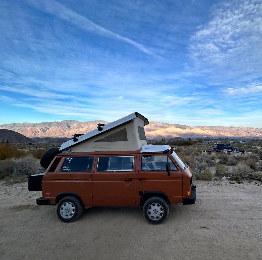 Vw-vanagon-1982-orange