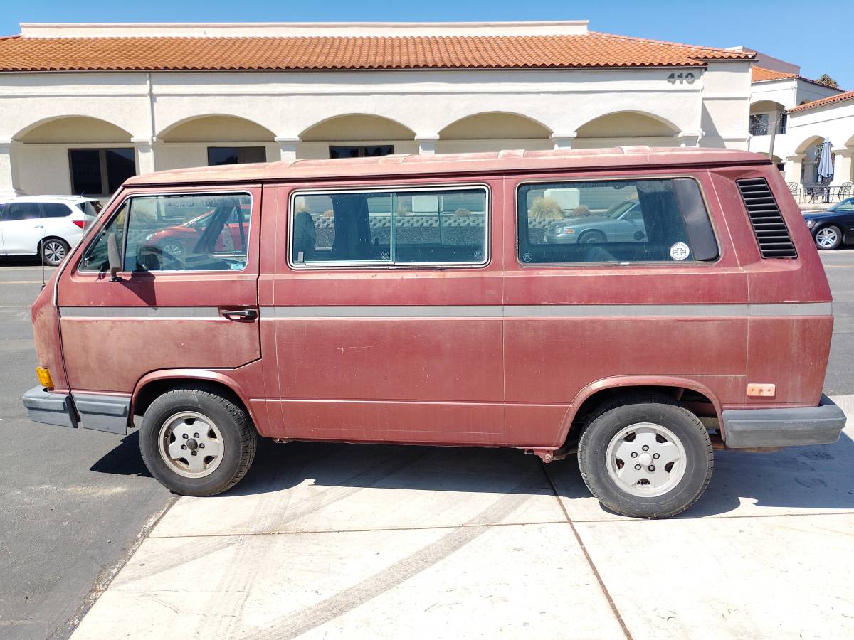 Vw-vanagon-1988-red-1