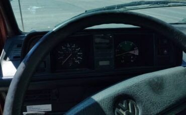 Vw-vanagon-1988-red-2