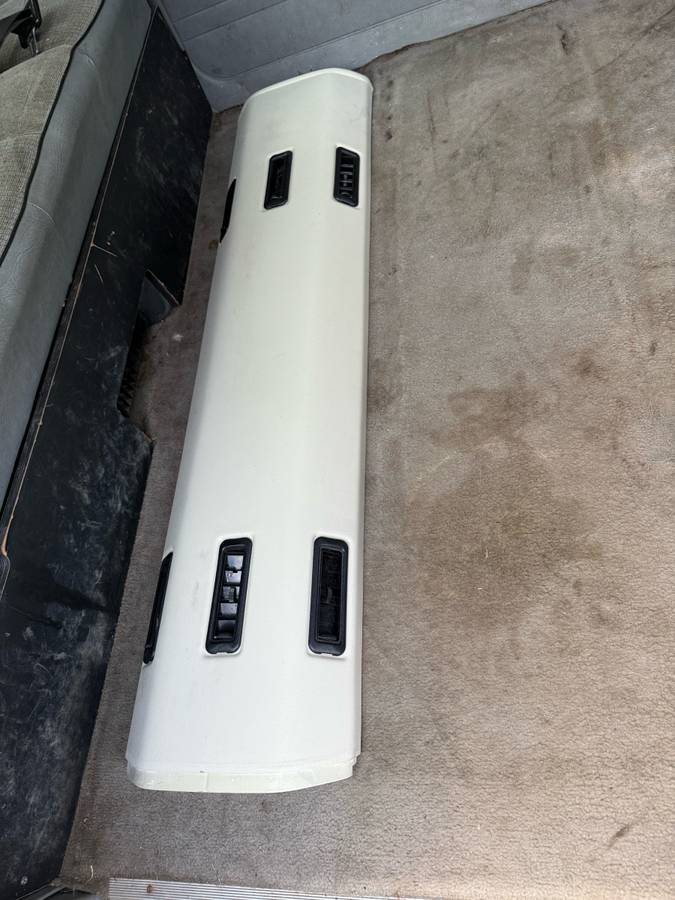 Vw-vanagon-1989-white-13