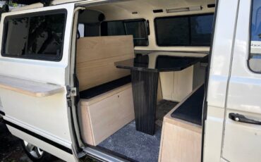 Vw-vanagon-1989-white-9