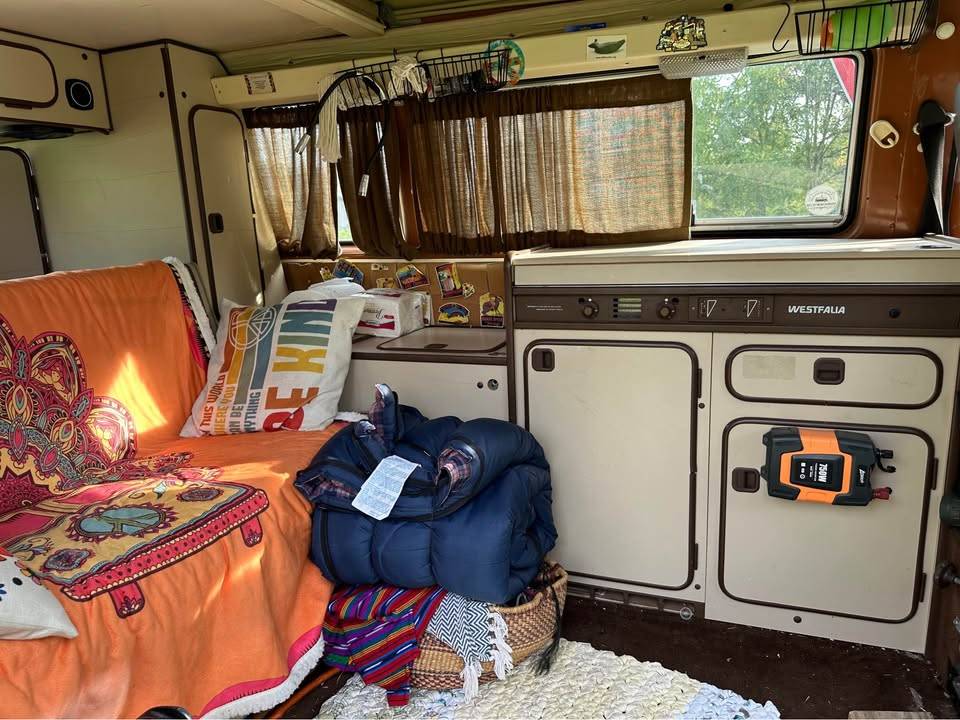 Vw-vanagon-westfalia-1982-orange-5