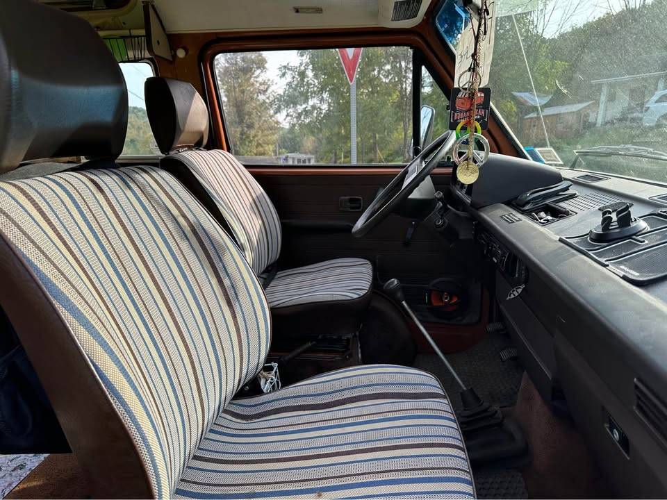 Vw-vanagon-westfalia-1982-orange-7