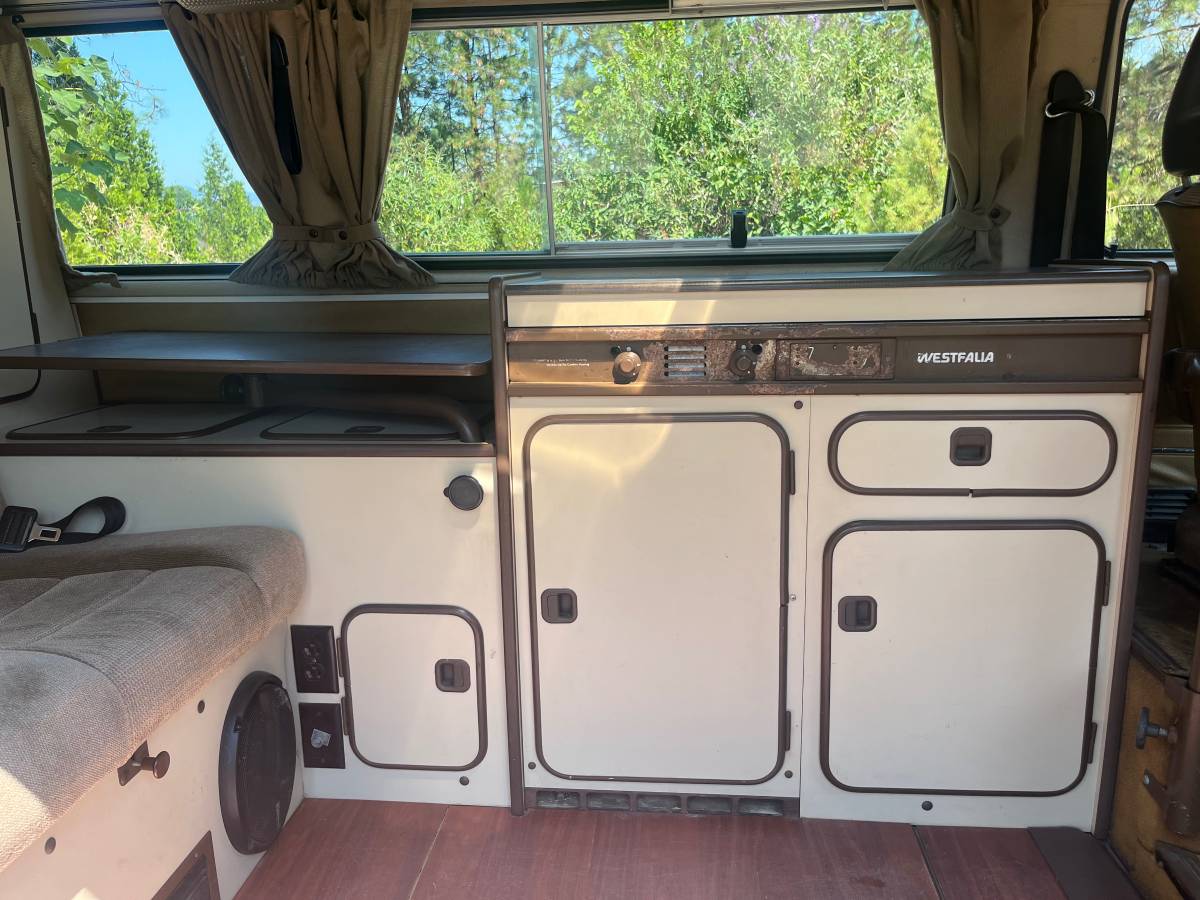 Vw-vanagon-westfalia-1984-3