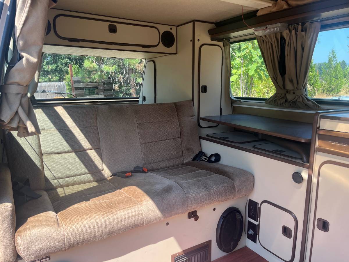 Vw-vanagon-westfalia-1984-4