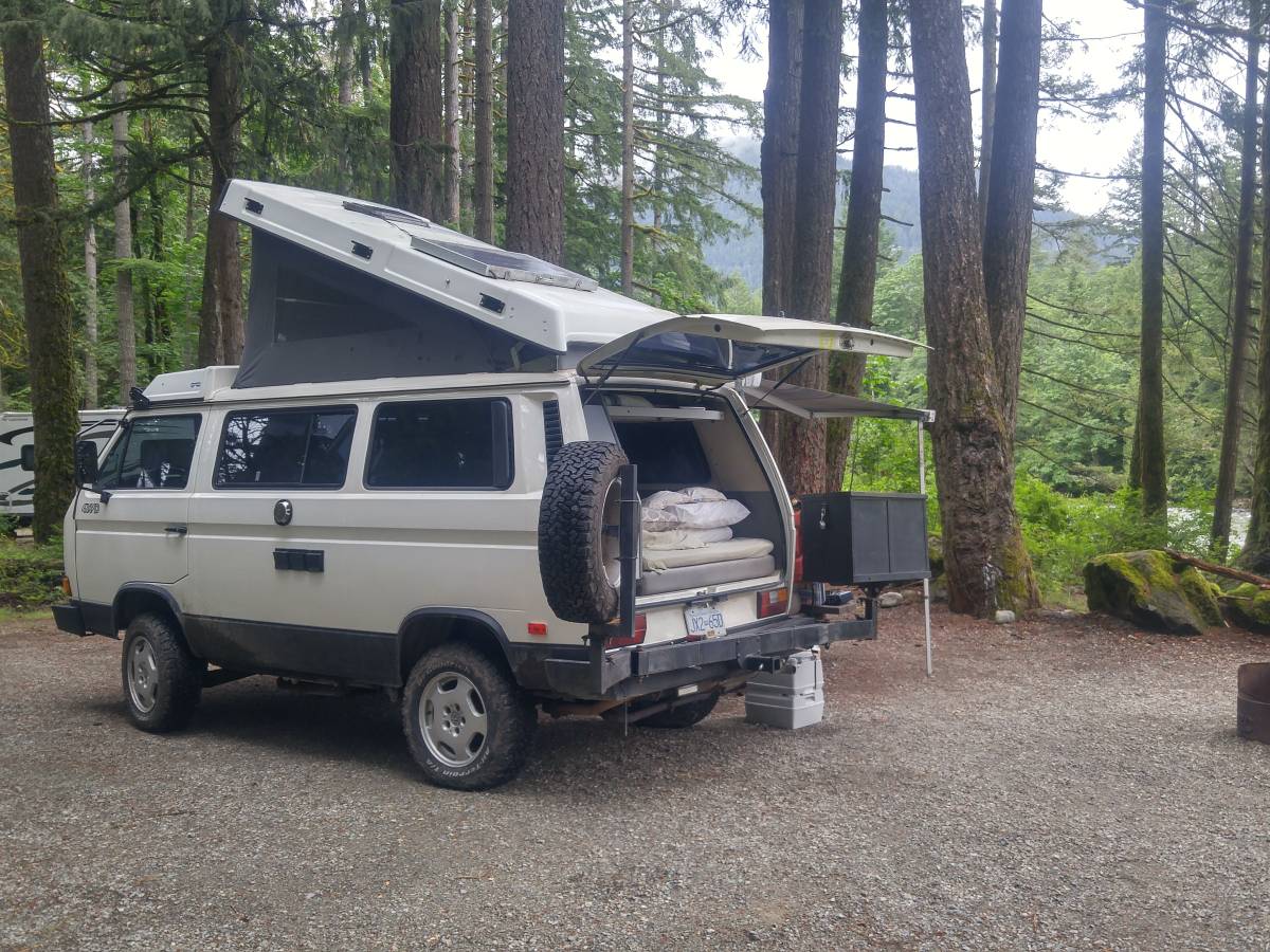 Vw-vanagon-westfalia-1989-white-1
