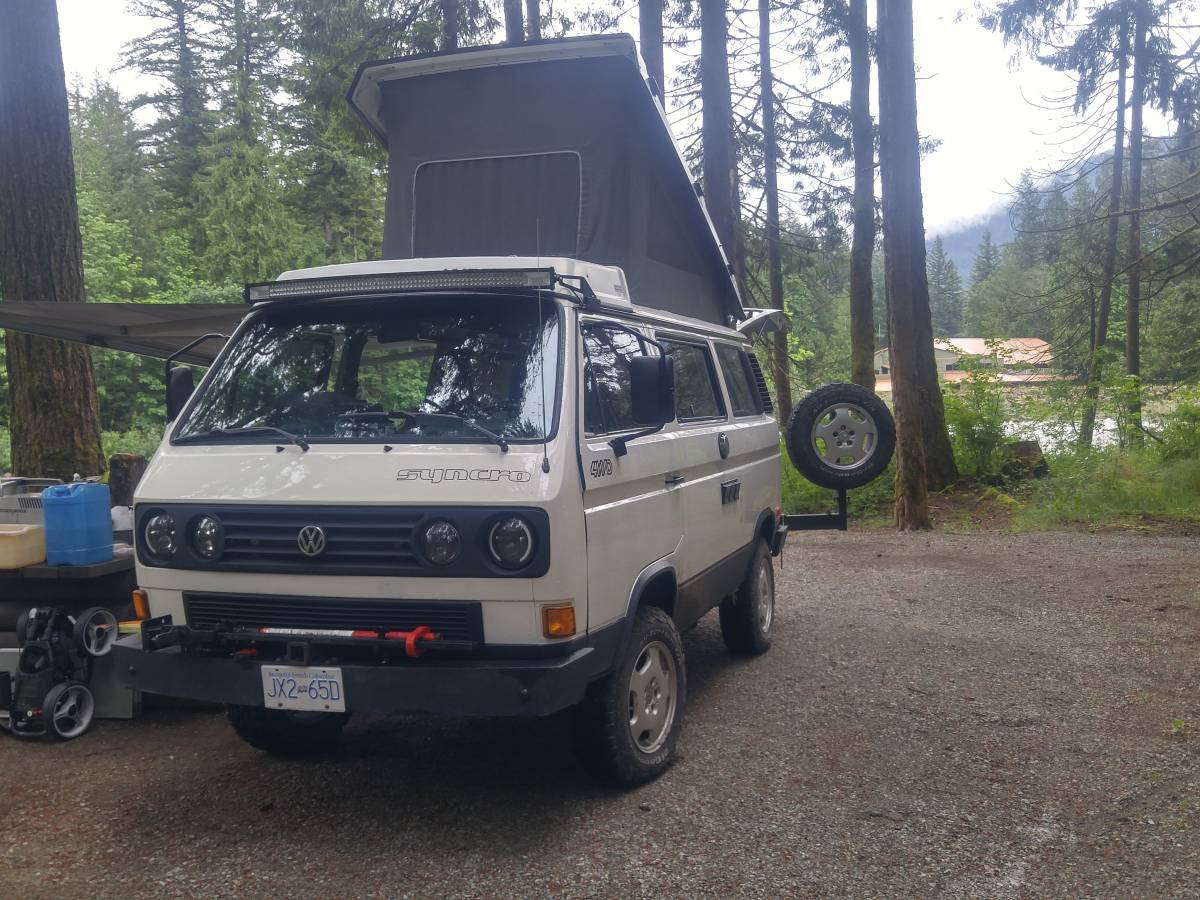 Vw-vanagon-westfalia-1989-white-10
