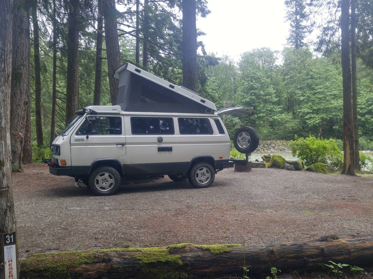 Vw-vanagon-westfalia-1989-white-13