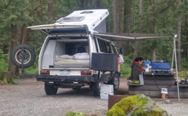 Vw-vanagon-westfalia-1989-white-3