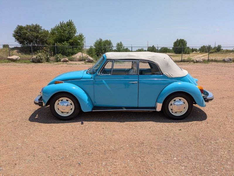 Vw-volkswagon-1974-blue