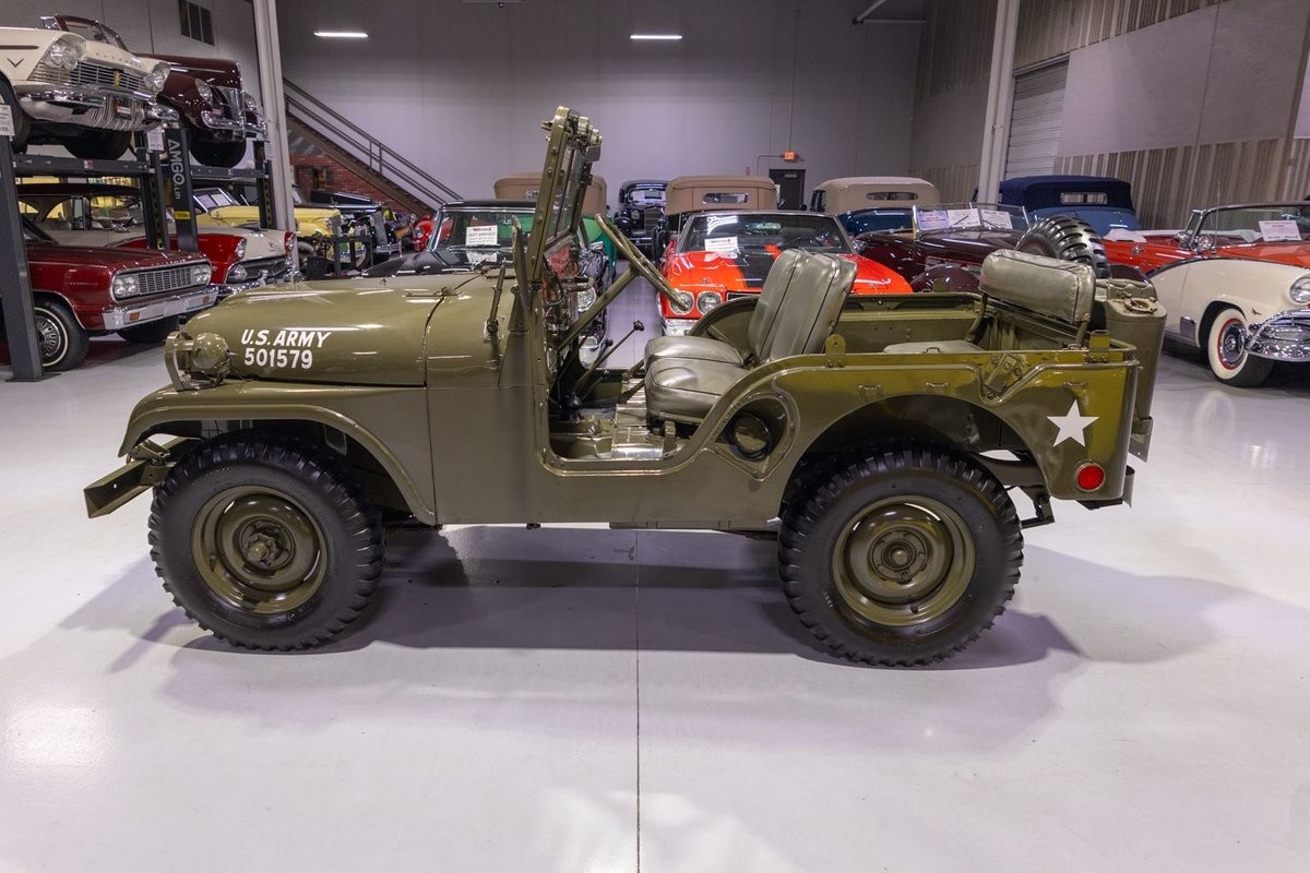 Willys-1955-Jeep-21