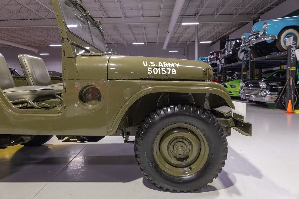 Willys-1955-Jeep-28