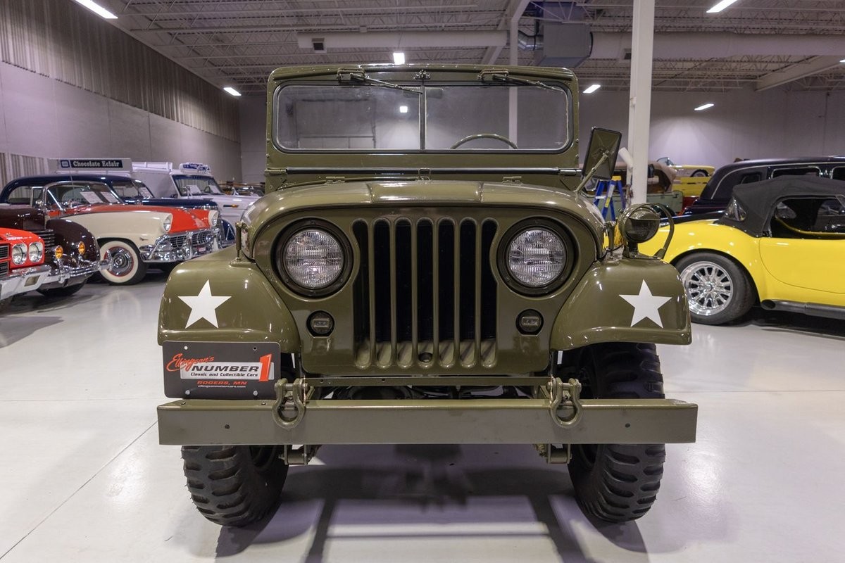 Willys-1955-Jeep-31