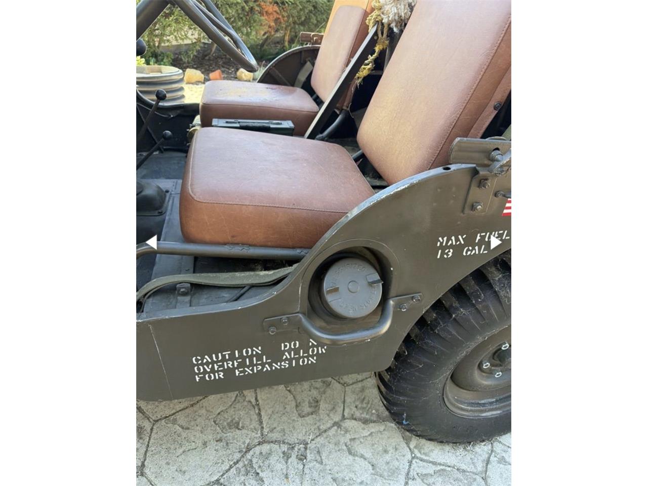 Willys-38-1952-Green-Green-12