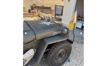 Willys-38-1952-Green-Green-16