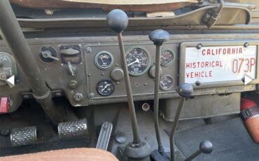 Willys-38-1952-Green-Green-26