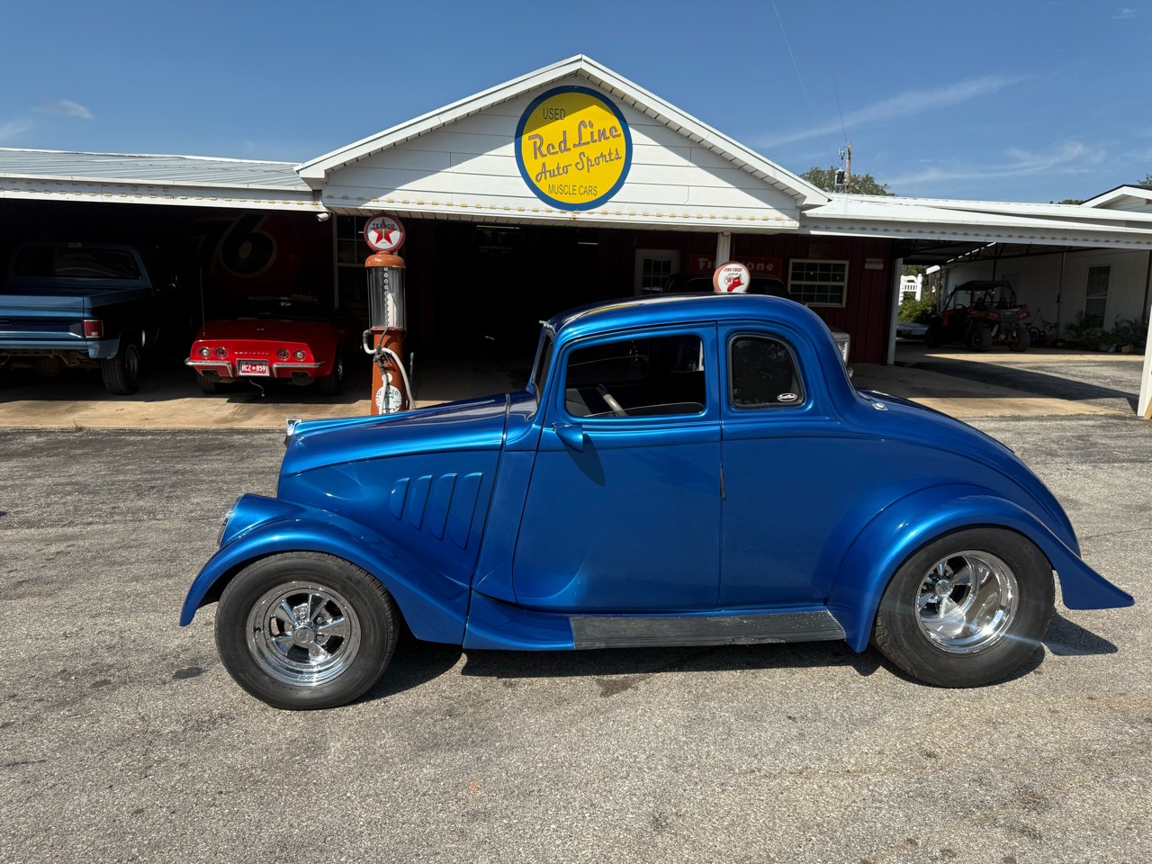 Willys-Coupe-1933-American-Muscle-Car-2
