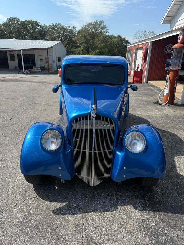 Willys-Coupe-1933-American-Muscle-Car-6