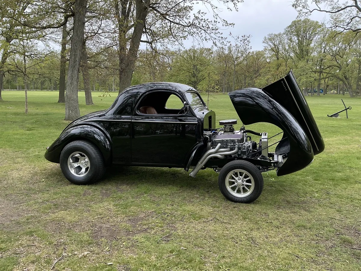 Willys-Custom-1941-Midnight-Black-Black-And-Tan-1