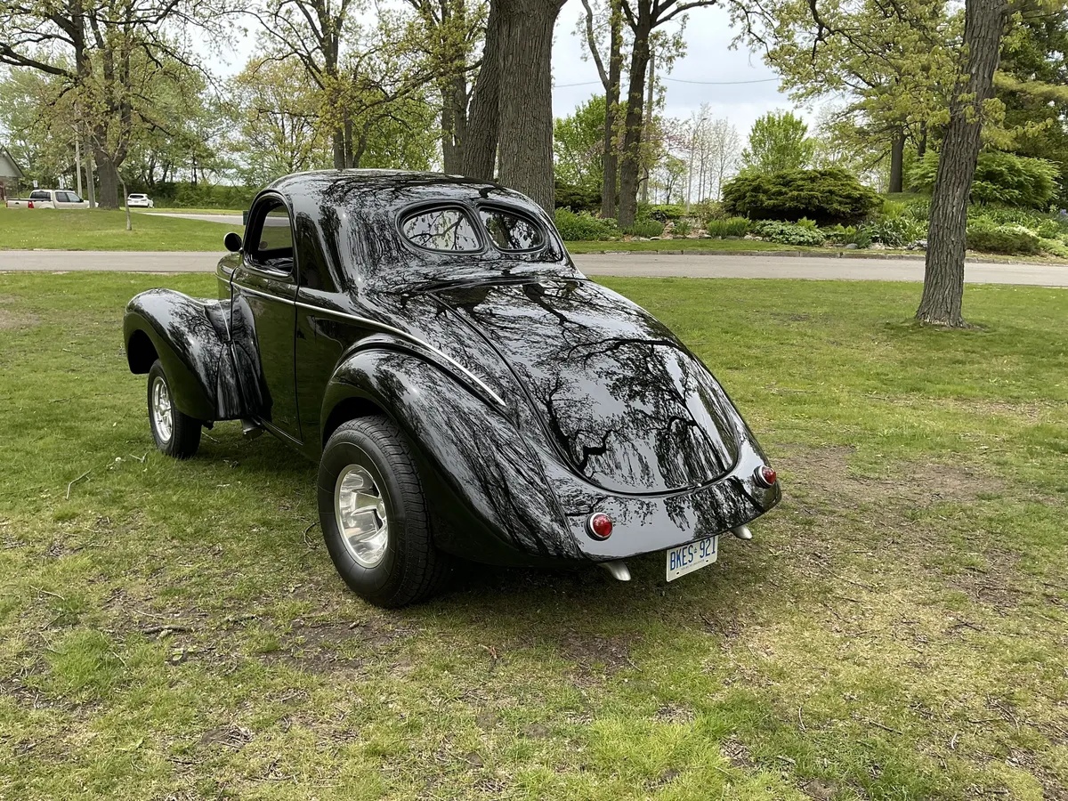 Willys-Custom-1941-Midnight-Black-Black-And-Tan-5
