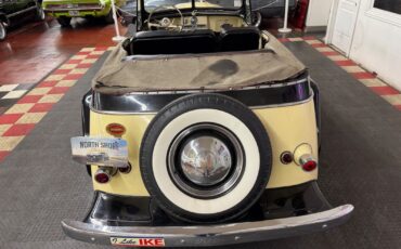 Willys-Jeepster-1950-11