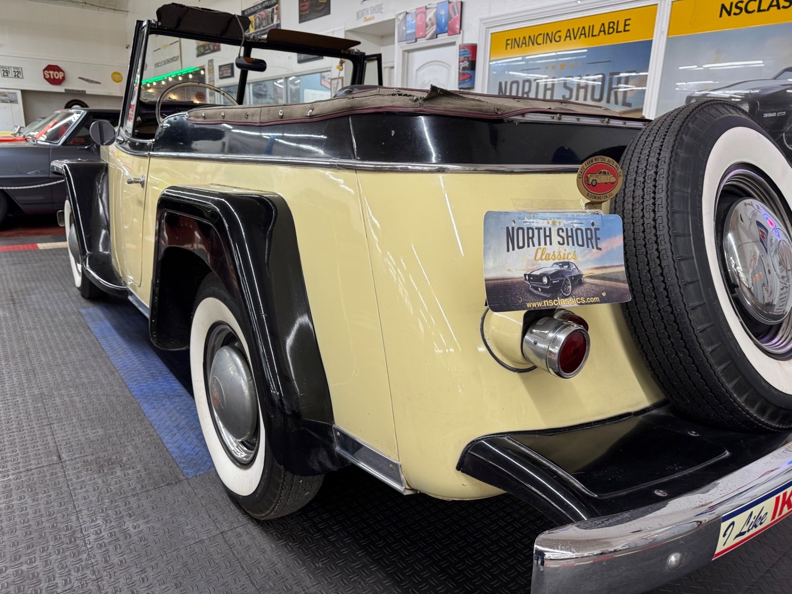 Willys-Jeepster-1950-17