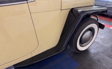 Willys-Jeepster-1950-27
