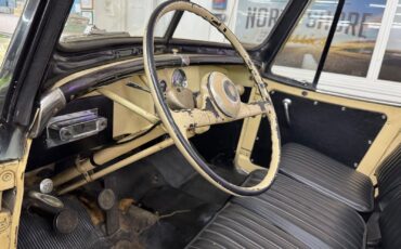 Willys-Jeepster-1950-31