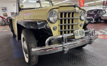 Willys-Jeepster-1950-7