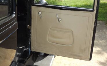 Willys-Knight-1929-10