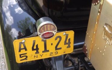 Willys-Knight-1929-5