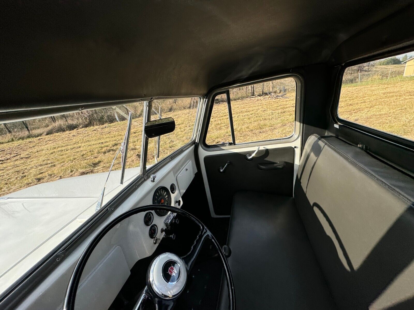 Willys-Pickup-1960-16